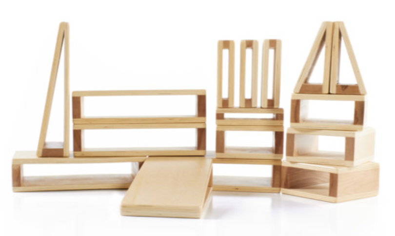 2023 Gift Guide for Kids who Love Block Play!