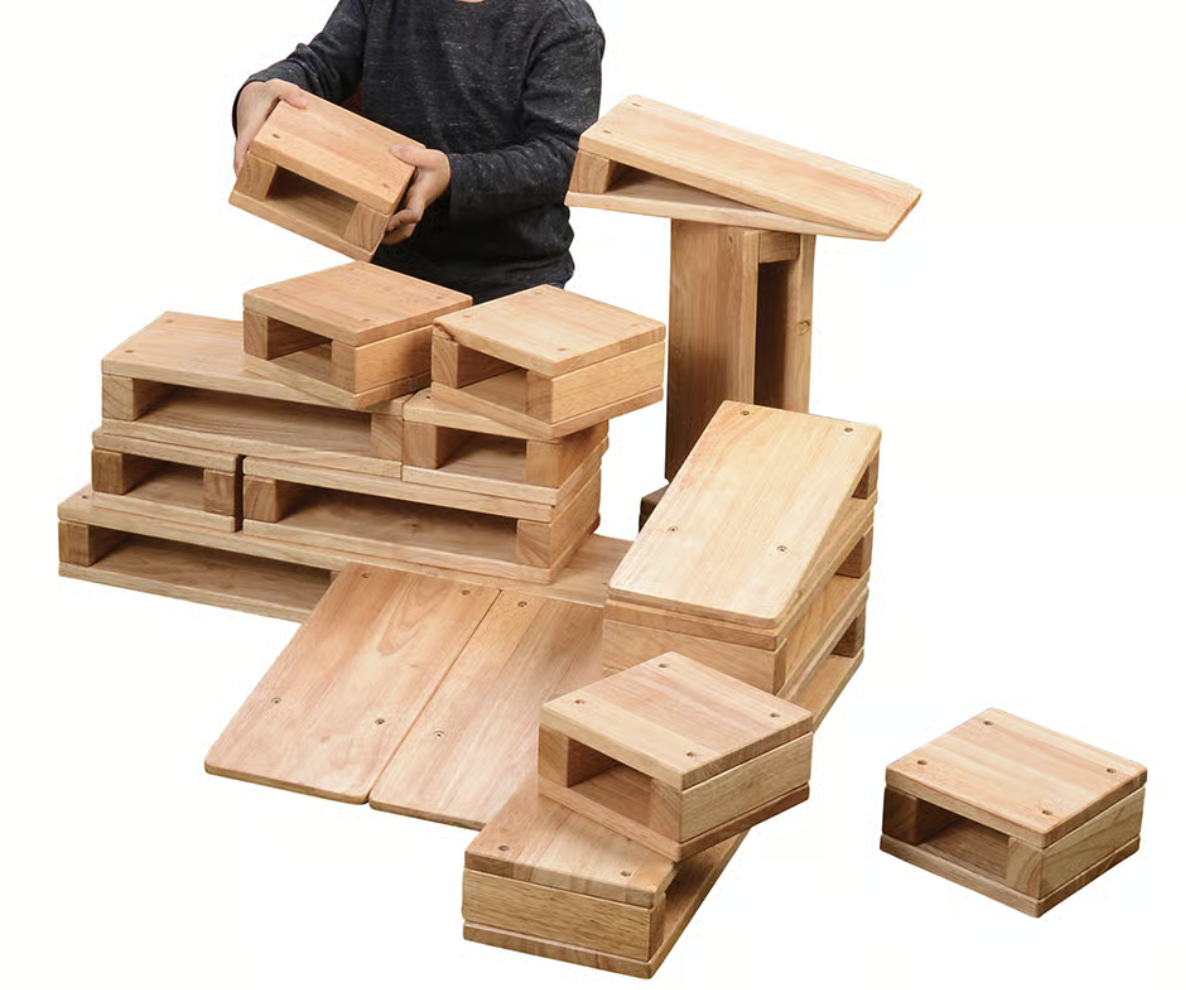 2023 Gift Guide for Kids who Love Block Play!